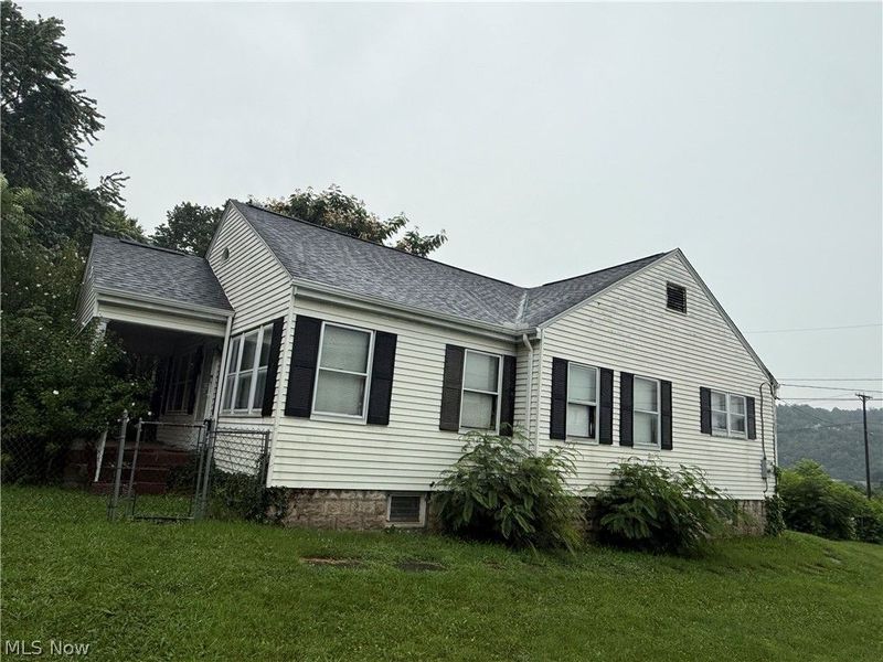 4842 Noble Street, Bellaire, OH 43906 Photo 11