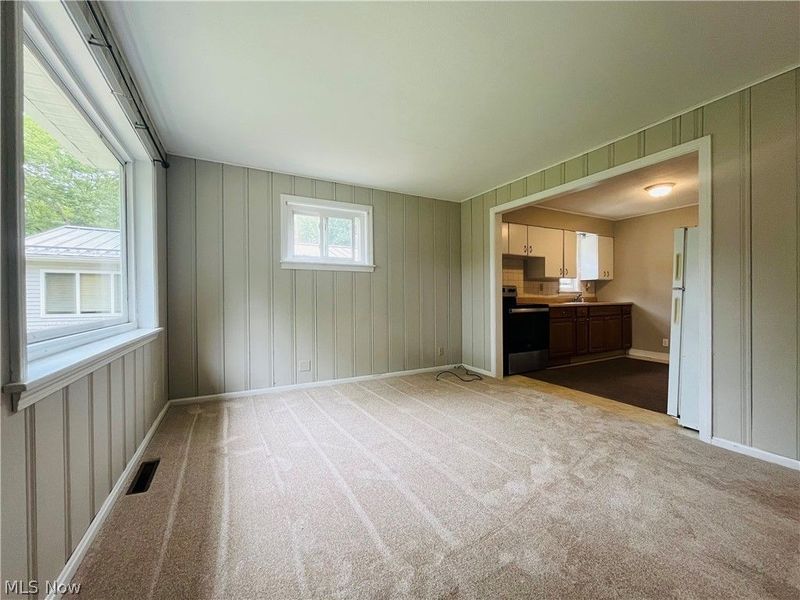 1263 Oxford Drive, Madison, OH 44057 Photo 3