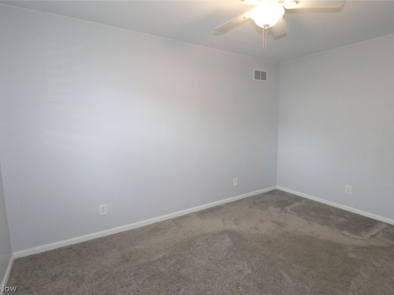 2306 Alexander Manor W, Steubenville, OH 43952 Photo 38