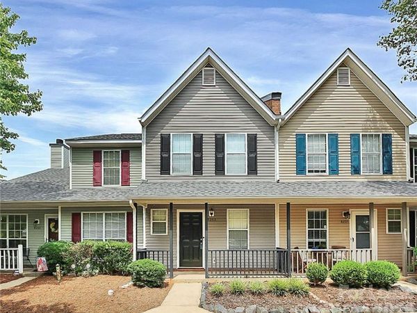 8203 Golf Ridge Drive , Charlotte, NC 28277