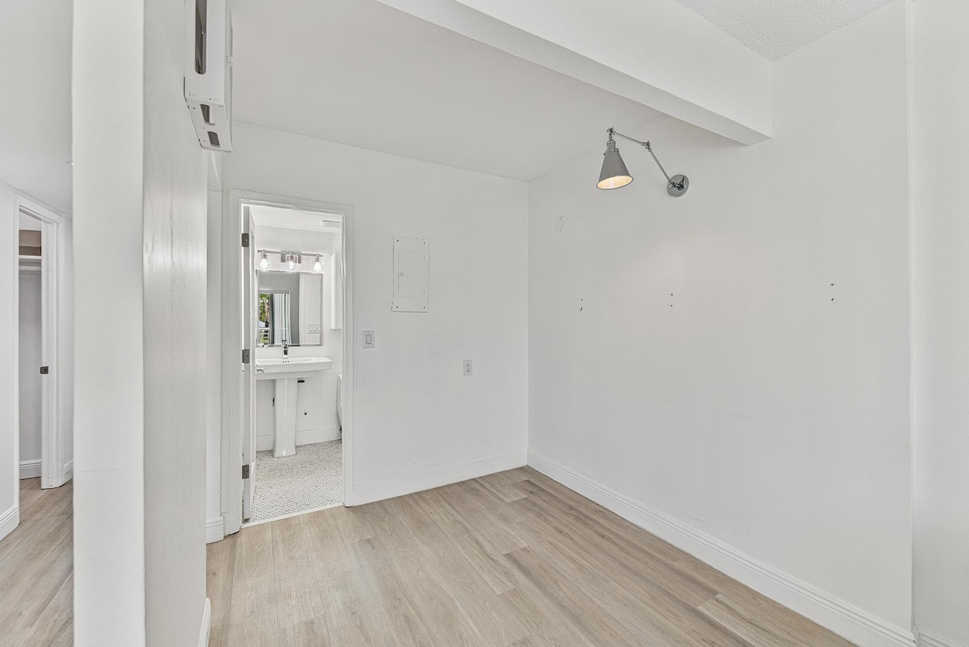 2900 NE 30th Street, Unit D-3, Fort Lauderdale, FL 33306 Photo