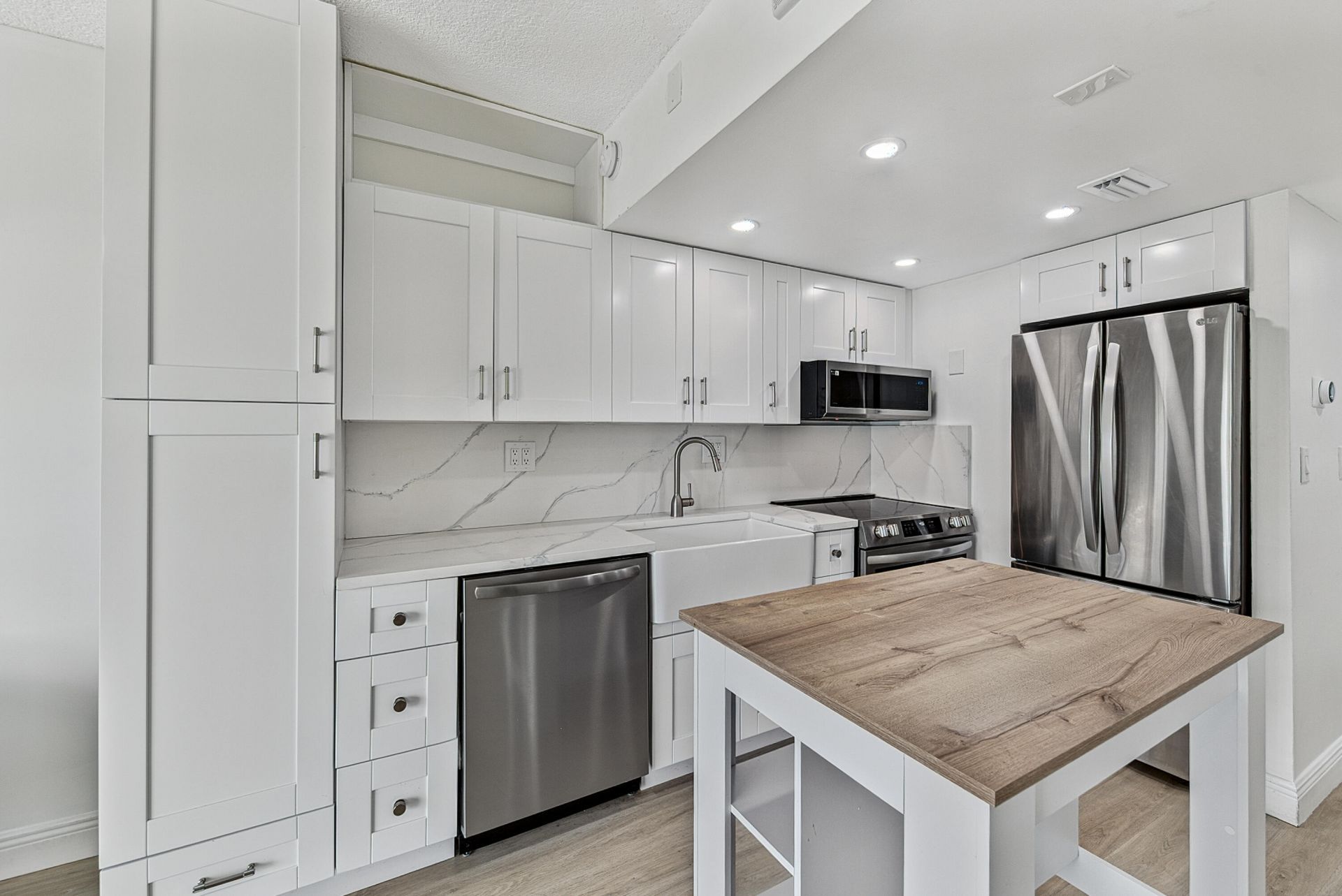 2900 NE 30th Street, Unit D-3, Fort Lauderdale, FL 33306 Photo