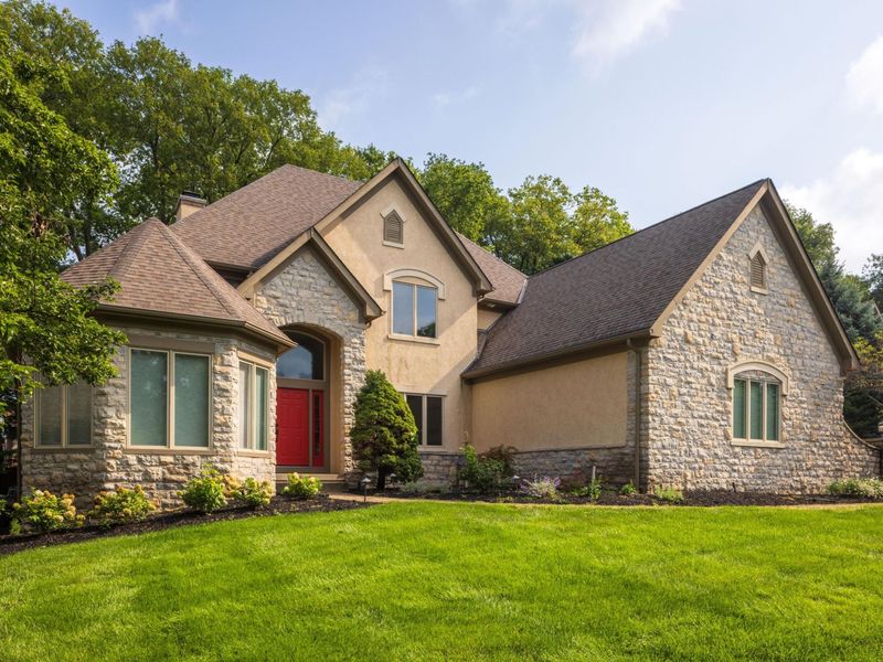 3925 Tarrington Lane, Upper Arlington, OH 43220 Photo 2