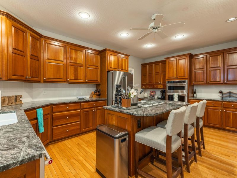 3925 Tarrington Lane, Upper Arlington, OH 43220 Photo 8