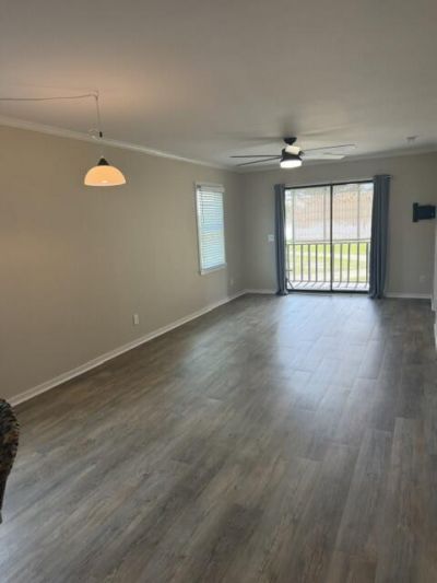 2106 Cypress Pointe Photo 16