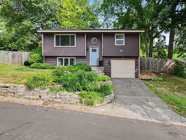 4932 Hanover Road, Mound, MN 55364