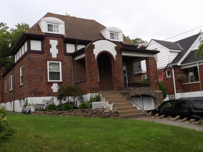 720 Clanora Drive, Cincinnati, OH 45205 Photo 1
