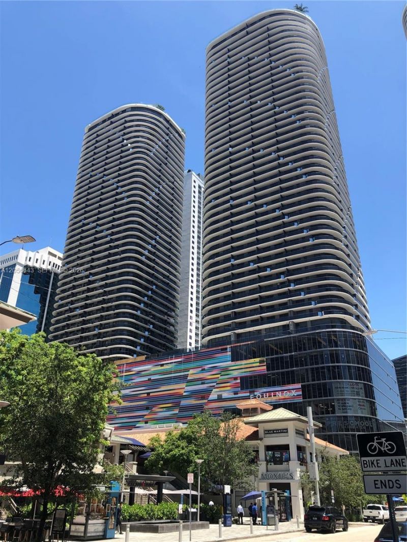 55 SW 9th St, Unit 1704, Miami, FL 33130 Main Photo