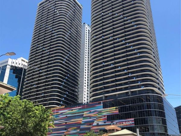 55 SW 9th St, Unit 1704, Miami, FL 33130
