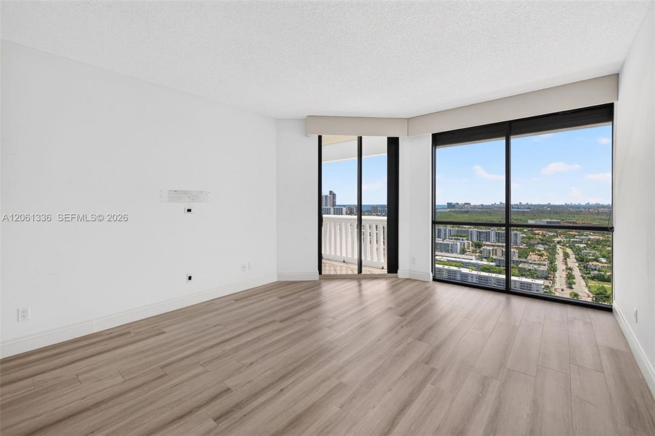 2000 Island Blvd , Unit 3008, Aventura, FL 33160 Photo