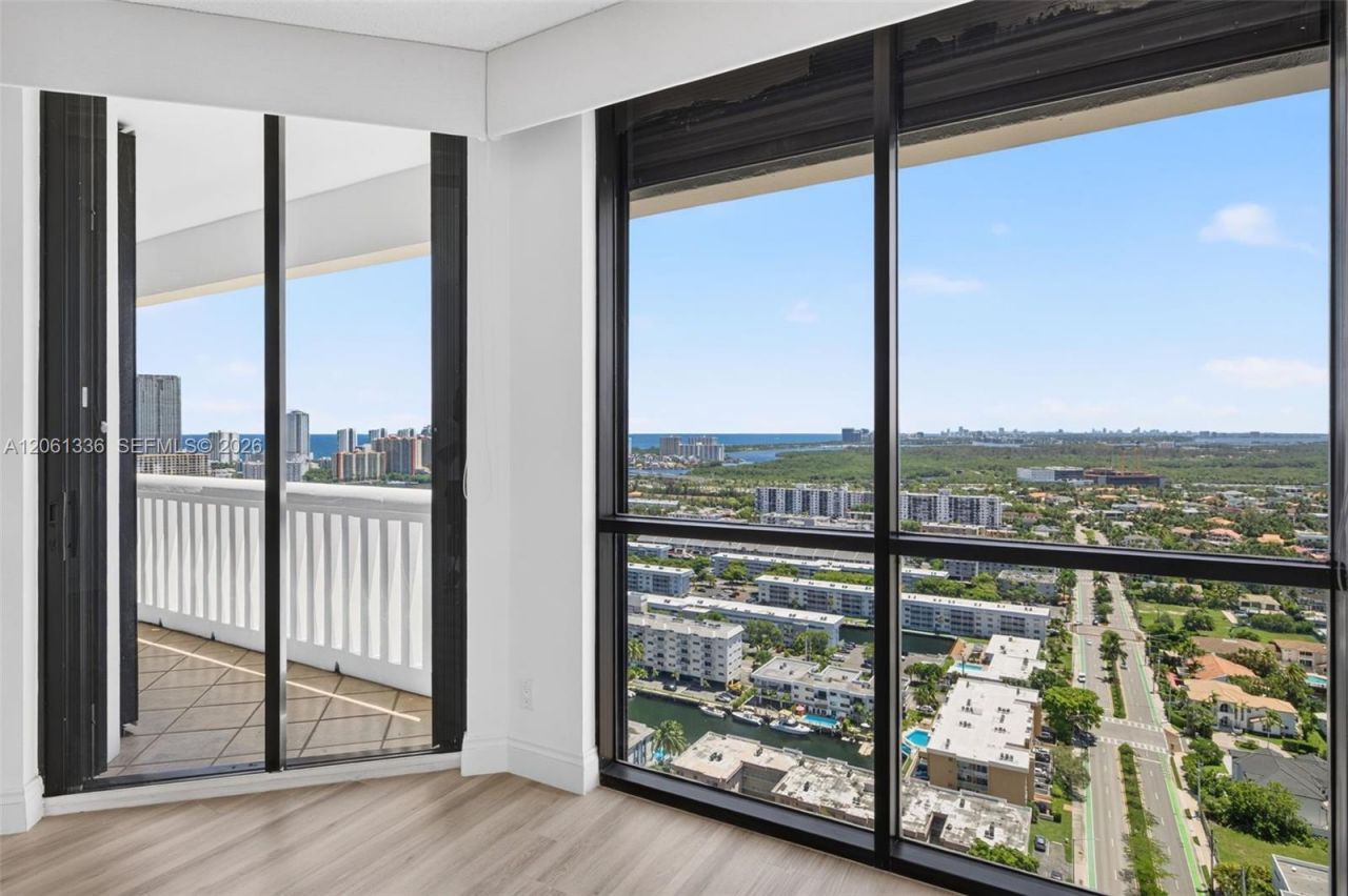 2000 Island Blvd , Unit 3008, Aventura, FL 33160 Photo