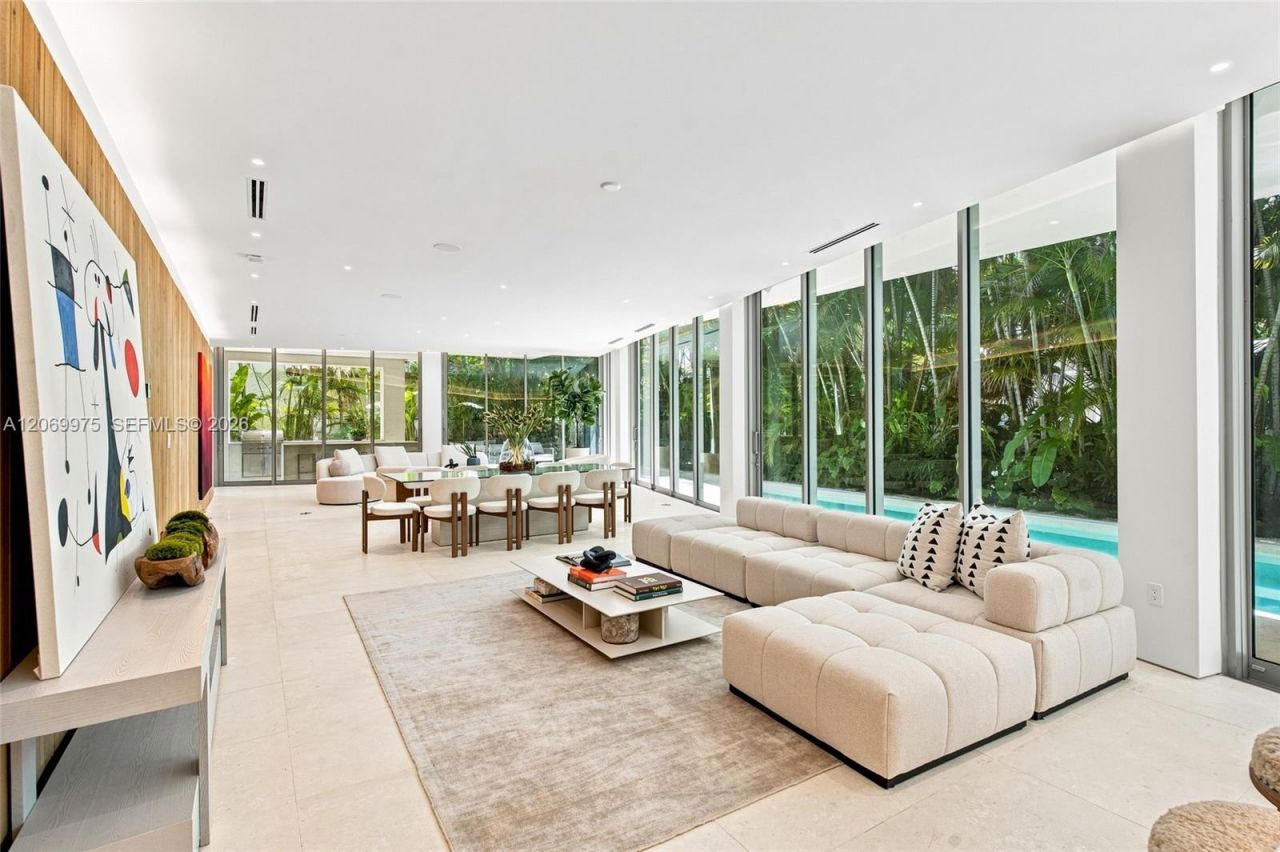 1616 Onaway Dr , Miami, FL 33133 Photo