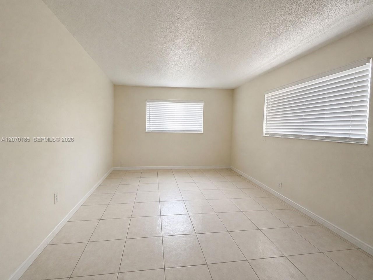 3700 NW 21st St, Unit 206, Lauderdale Lakes, FL 33311 Photo