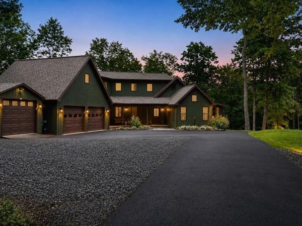 51 LISKEY LANE, HEDGESVILLE, WV 25427