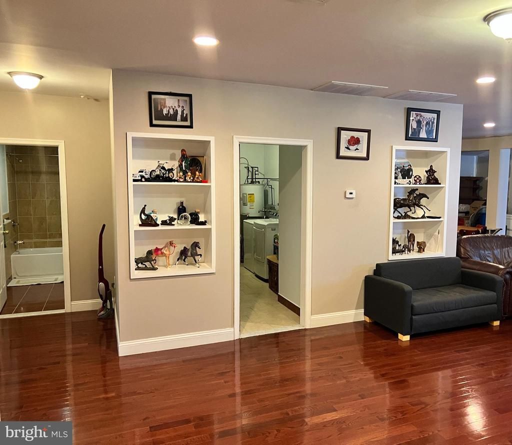 1018 W LEHIGH AVENUE, PHILADELPHIA, PA 19133