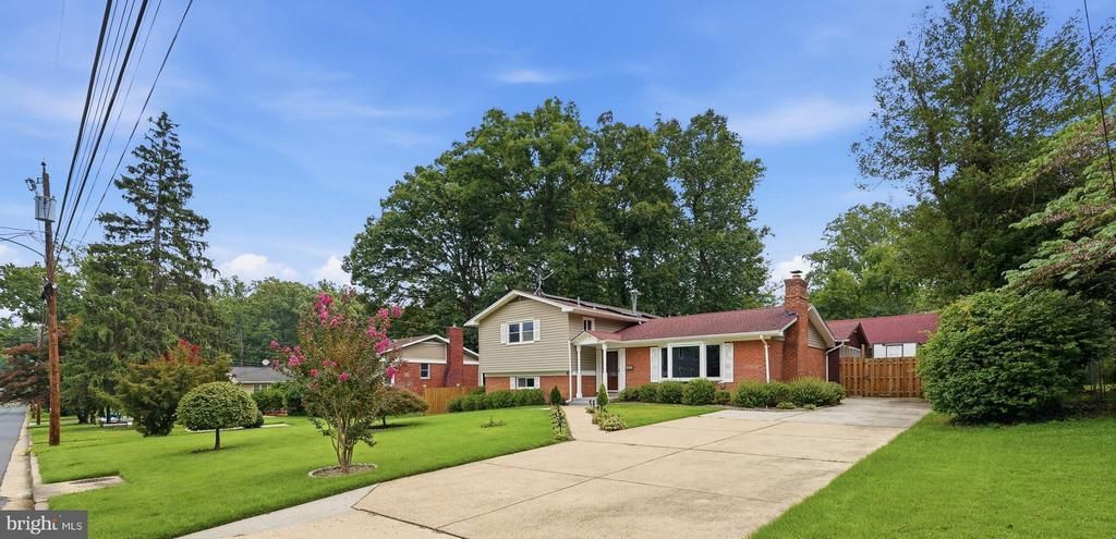 7305 Brookcrest Place, Annandale, VA 22003 Main Photo
