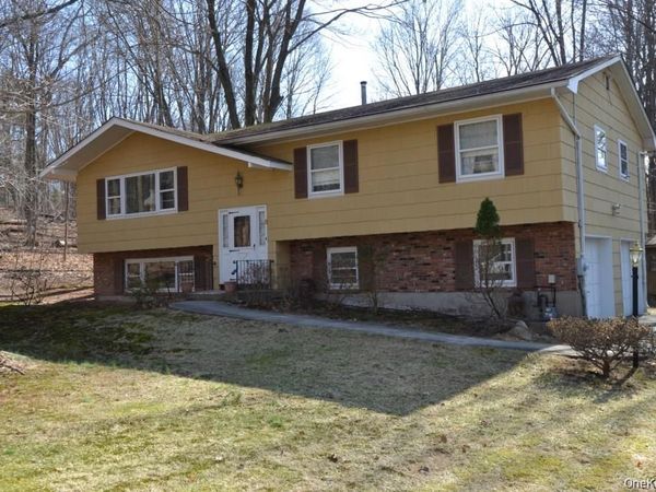 6 Kristoffersen Court , Suffern, NY 10901