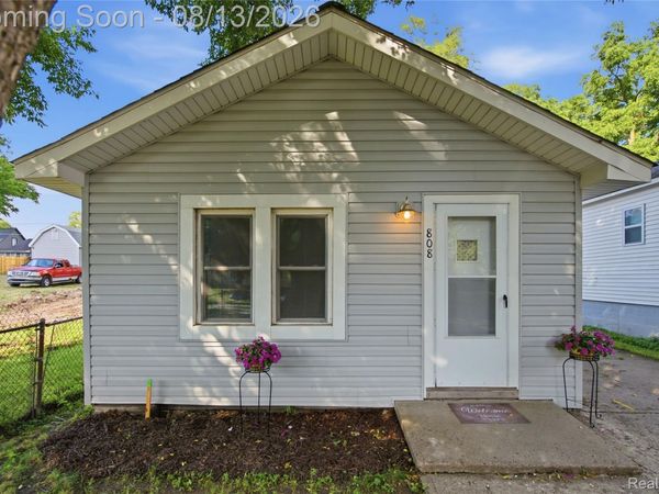 808 Corwin Court, Pontiac, Mi 48340