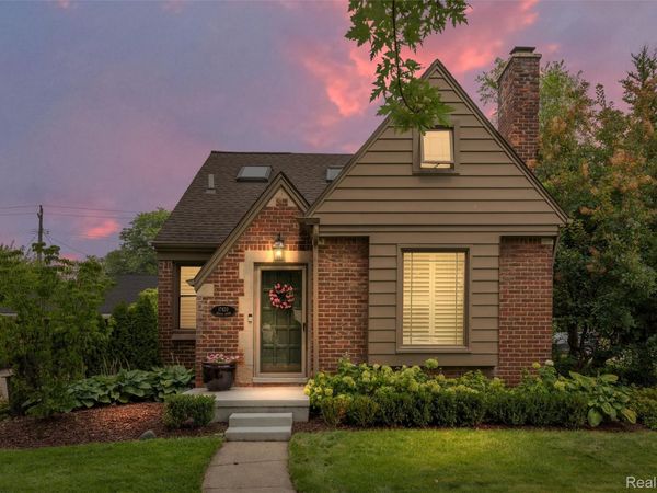 17820 Birwood Avenue, Beverly Hills Village, Mi 48025