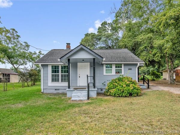 507 5th Street, Pembroke, NC 28372