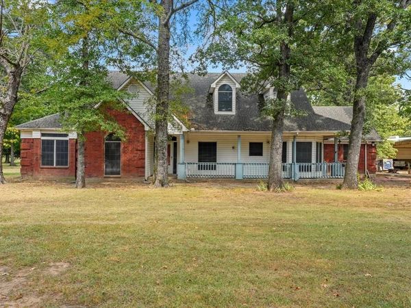660 Rs County Road 1250, Emory, TX 75440