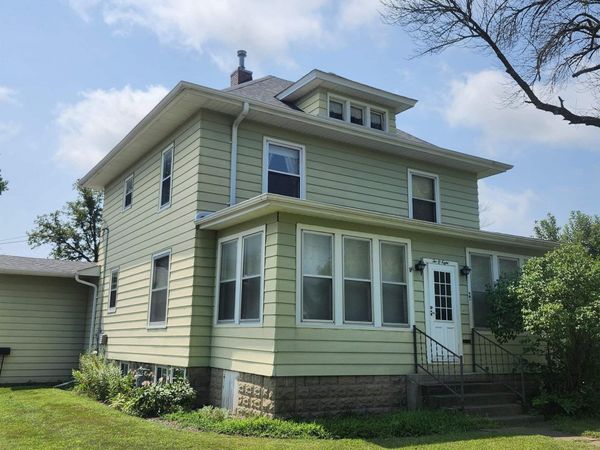 208 1st Ave N, Humboldt, IA 50548