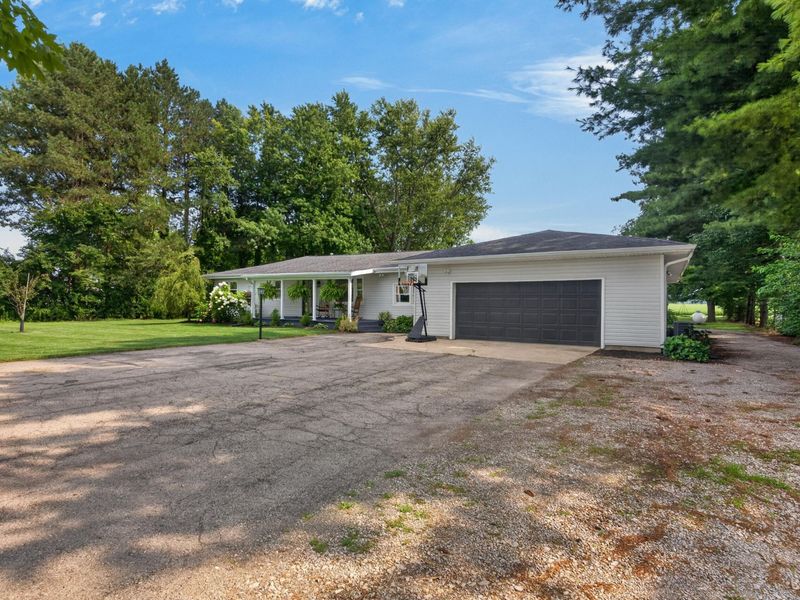 1947 Dingman Slagle Road, Sidney, OH 45365 Photo 4