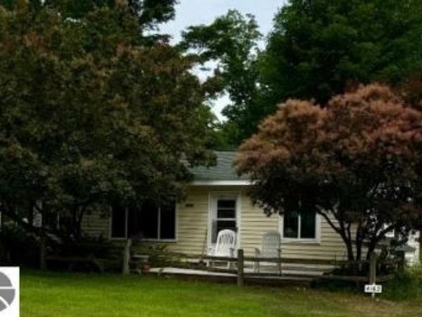 4162 Chrystal Street, Interlochen, MI 00000