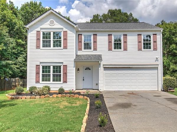 12 Glenabbey Drive NW, Cartersville, GA 30120
