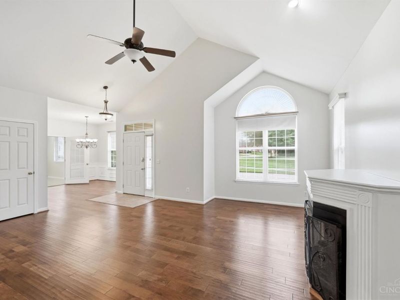 1201 Traverse Creek Drive, Miami Township, OH 45150 Photo 5