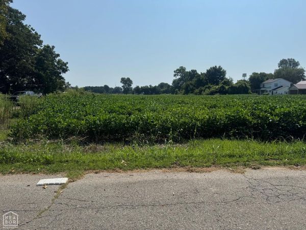 1 Debra Drive, Blytheville, AR 72315