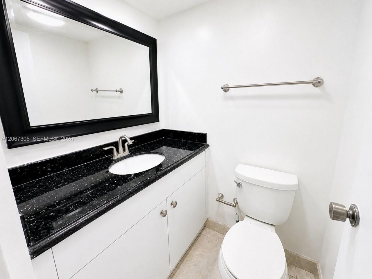 250 174th St , Unit 115, Sunny Isles Beach, FL 33160 Photo