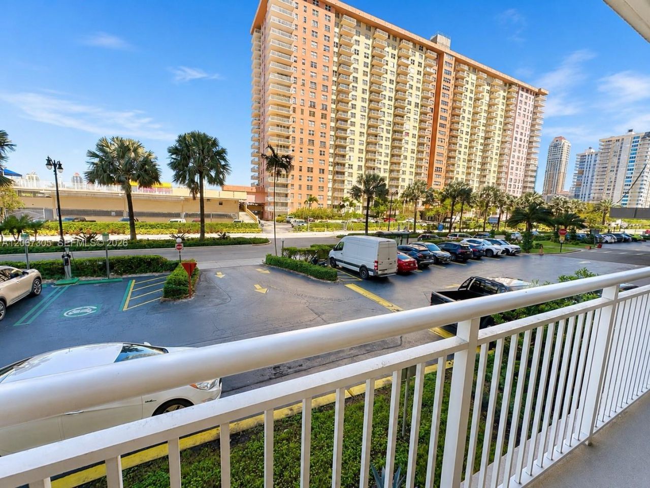 250 174th St , Unit 115, Sunny Isles Beach, FL 33160 Photo