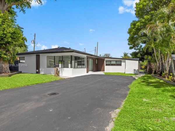 406 Lawn Acres Ct , Hollywood, FL 33023