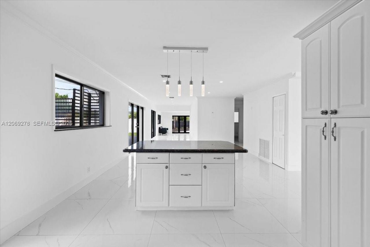 406 Lawn Acres Ct , Hollywood, FL 33023 Photo