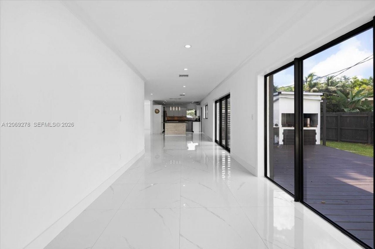 406 Lawn Acres Ct , Hollywood, FL 33023 Photo