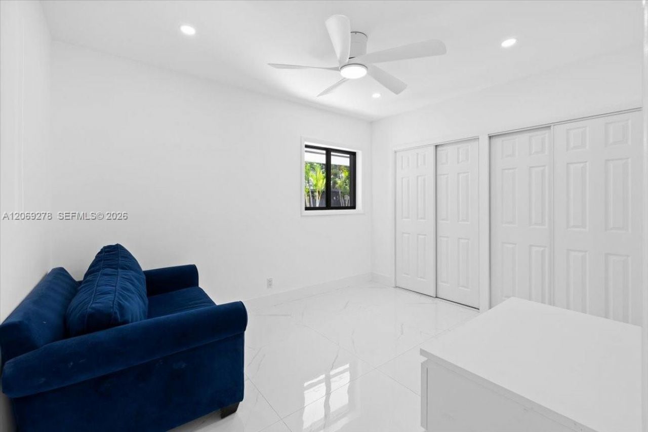 406 Lawn Acres Ct , Hollywood, FL 33023 Photo
