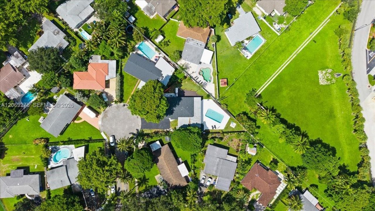 406 Lawn Acres Ct , Hollywood, FL 33023 Photo