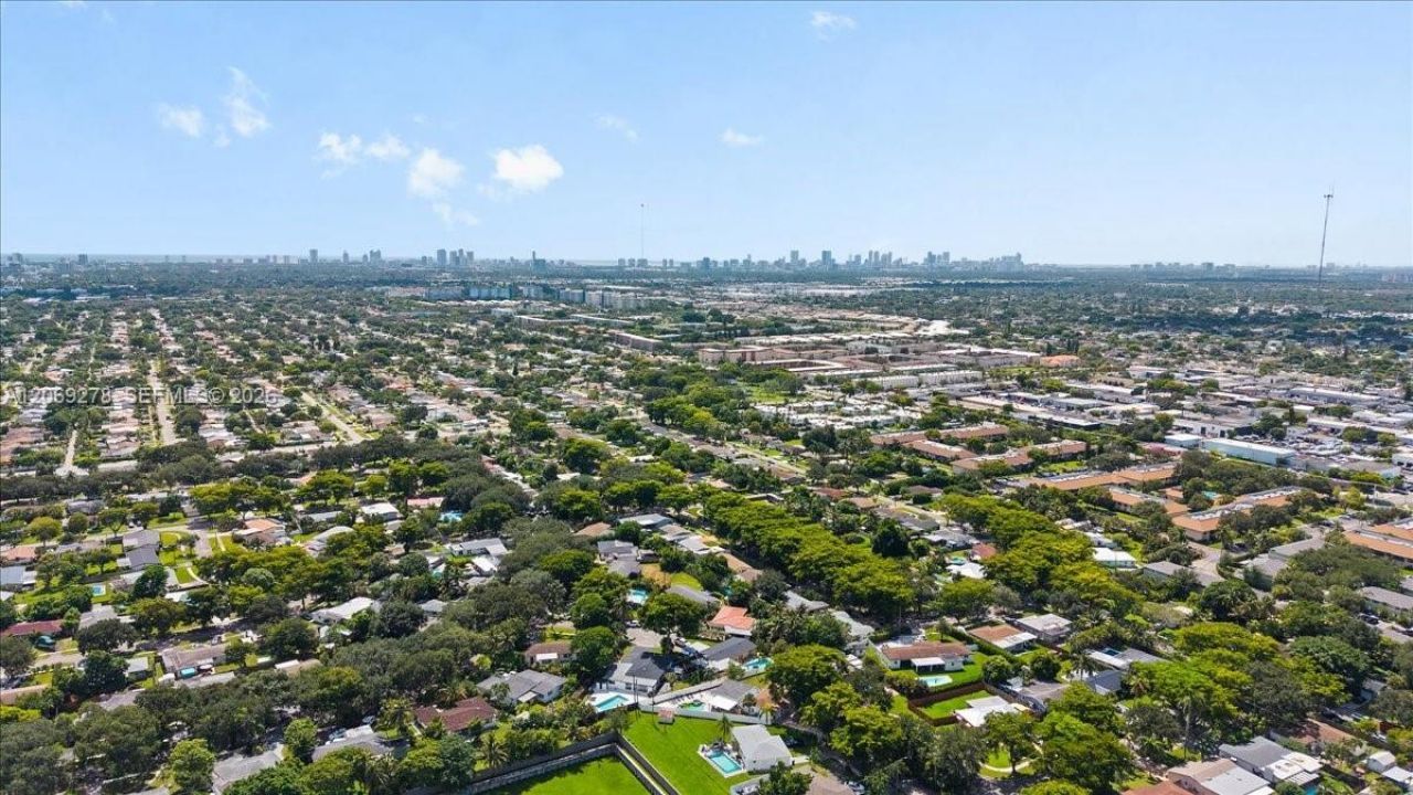 406 Lawn Acres Ct , Hollywood, FL 33023 Photo
