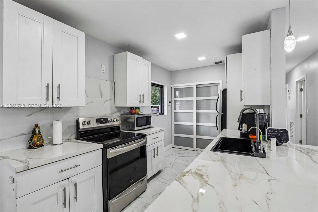 1421 N 68th Ter , Unit 1421, Hollywood, FL 33024 Photo