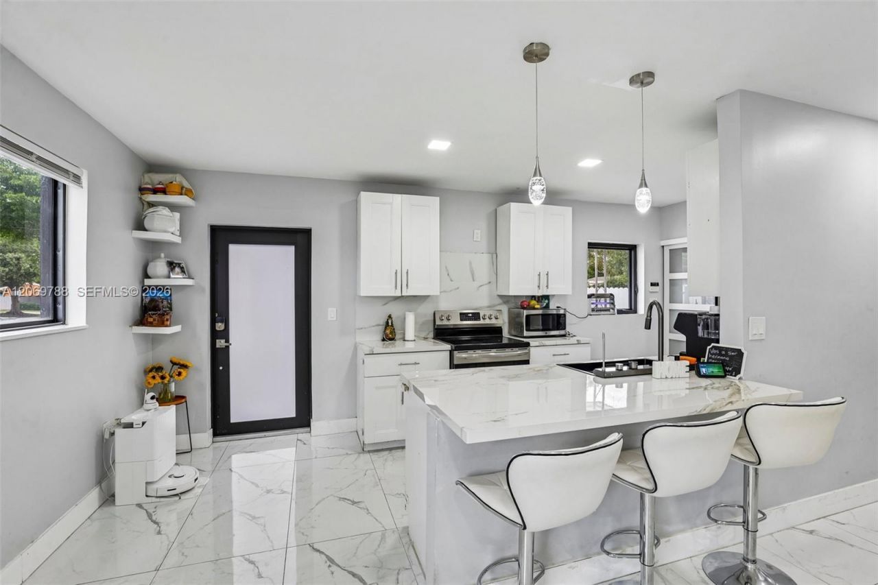 1421 N 68th Ter , Unit 1421, Hollywood, FL 33024 Photo