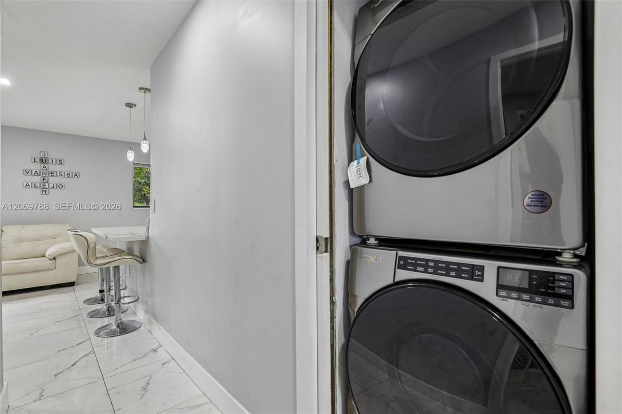1421 N 68th Ter , Unit 1421, Hollywood, FL 33024 Photo