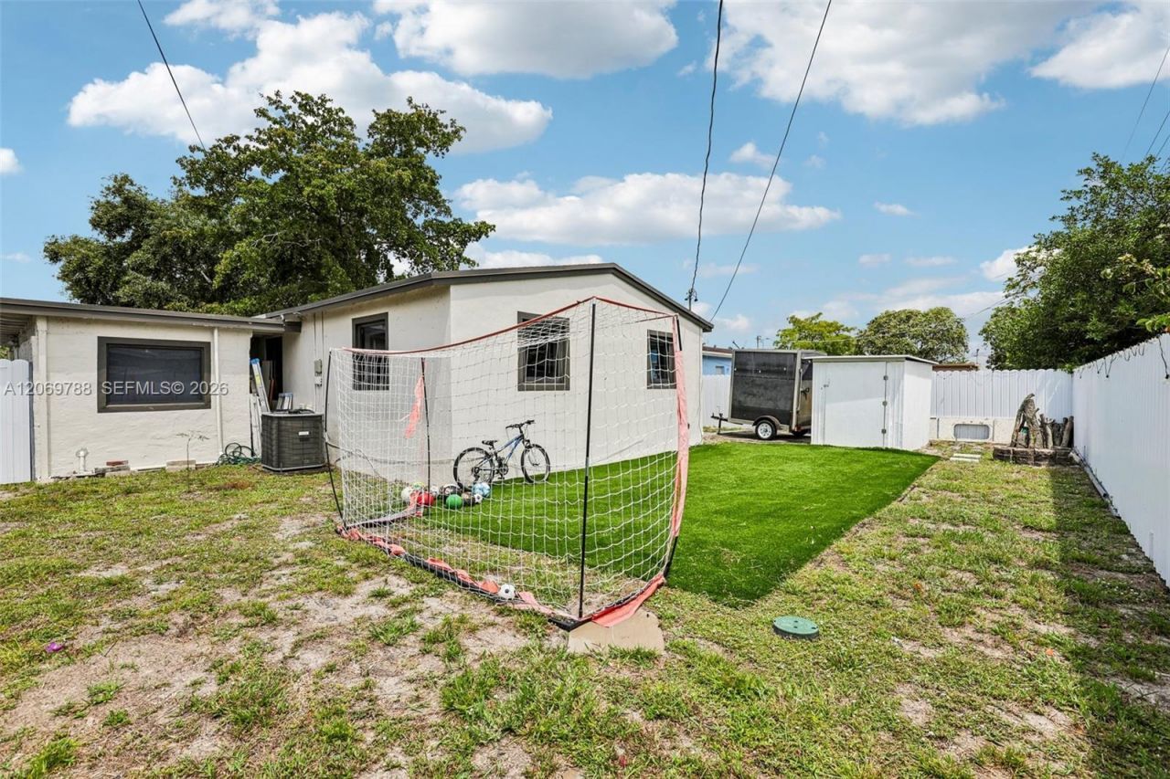 1421 N 68th Ter , Unit 1421, Hollywood, FL 33024 Photo