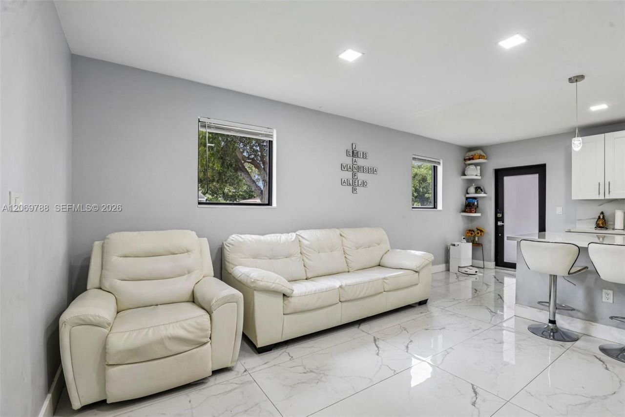 1421 N 68th Ter , Unit 1421, Hollywood, FL 33024 Photo
