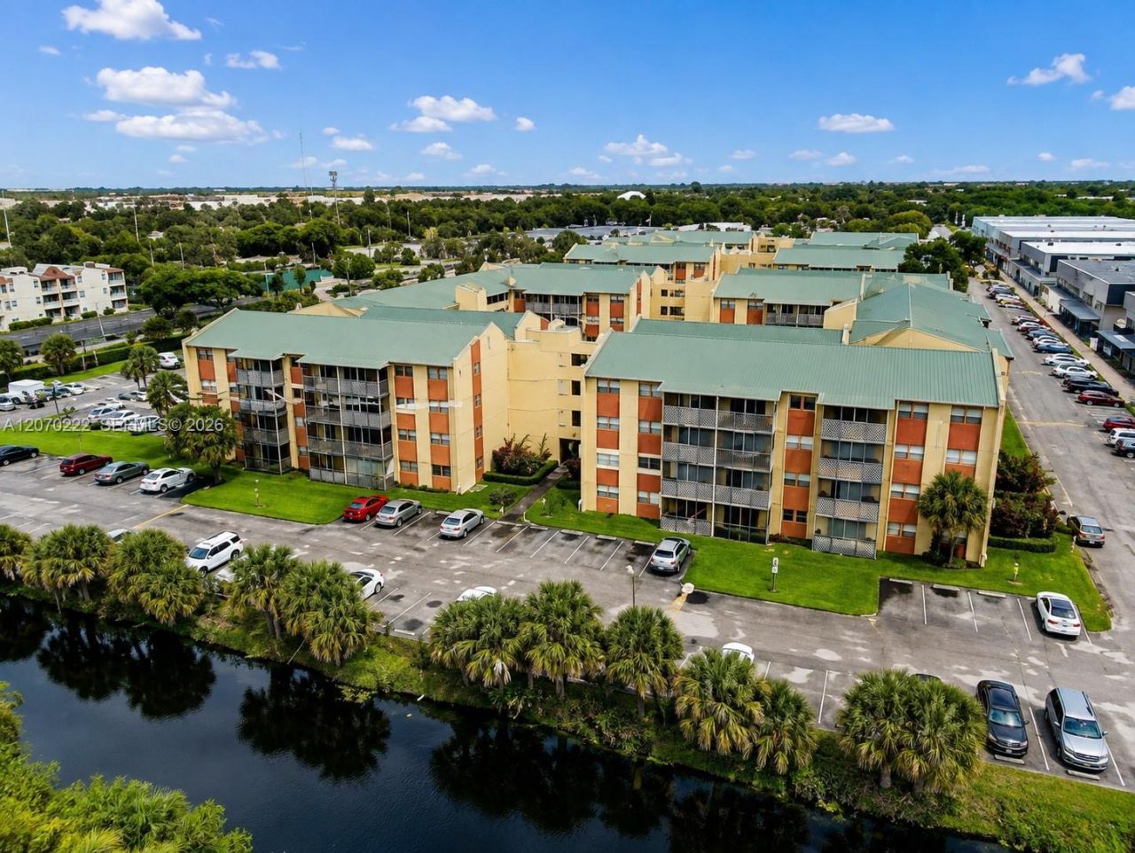 3600 NW 21st St, Unit 313, Lauderdale Lakes, FL 33311 Photo