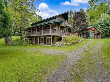 12358 Pine Vly, Holland, NY 14080