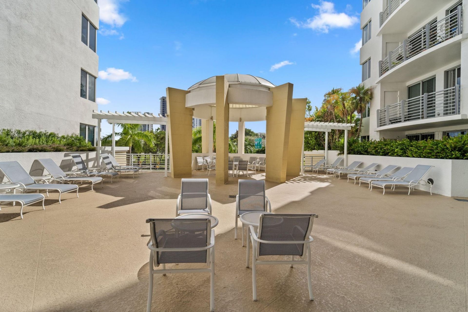 1830 Radius Drive, Unit 1017, Hollywood, FL 33020 Photo