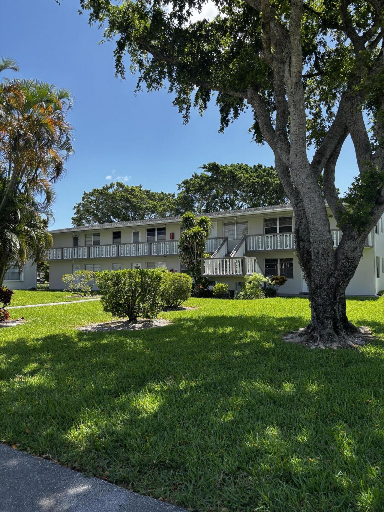 310 Chatham O, Unit 310, West Palm Beach, FL 33417 Photo