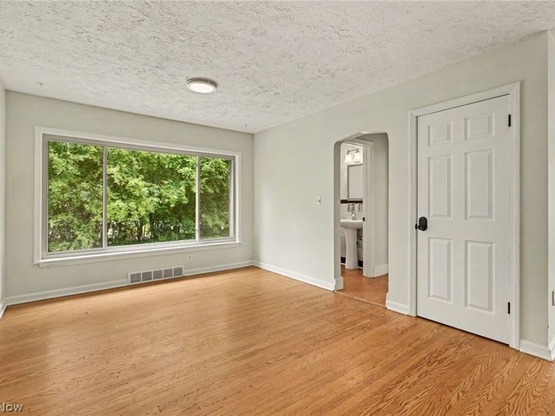 2381 Chatham Road, Akron, OH 44313 Photo 10