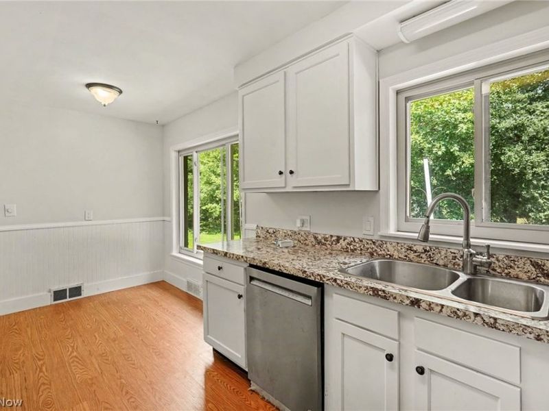 2381 Chatham Road, Akron, OH 44313 Photo 11